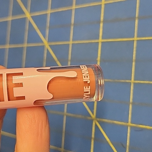 Kylie 616 "Its The Gloss For Me" Lip Gloss Kylie Jenner New - Picture 4 of 4